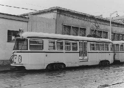 {short description of image}